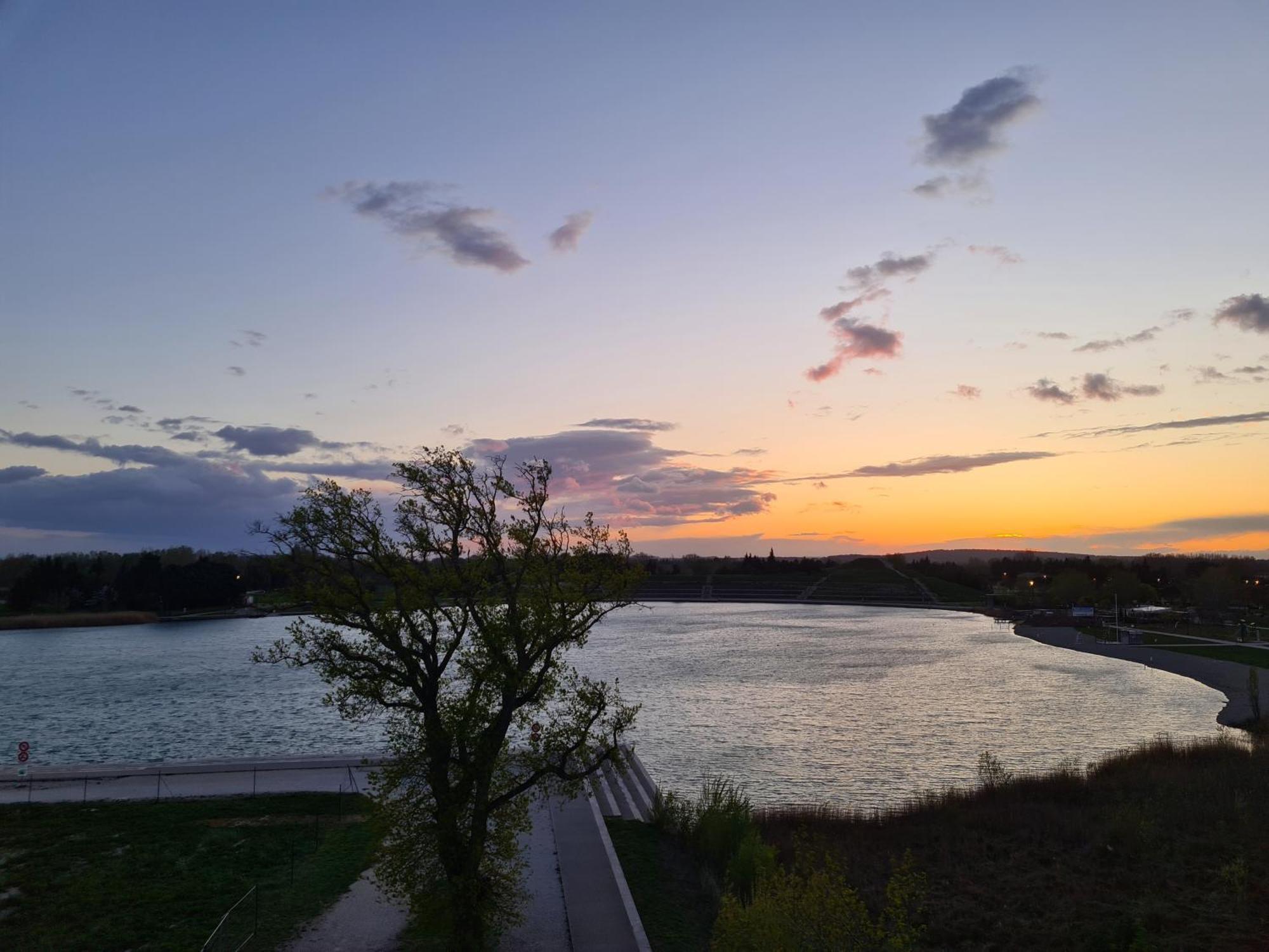 Lakeside Provence - Classe 4 Etoiles, Vue Sur Le Lac, Parking Sous-sol, Double Clim