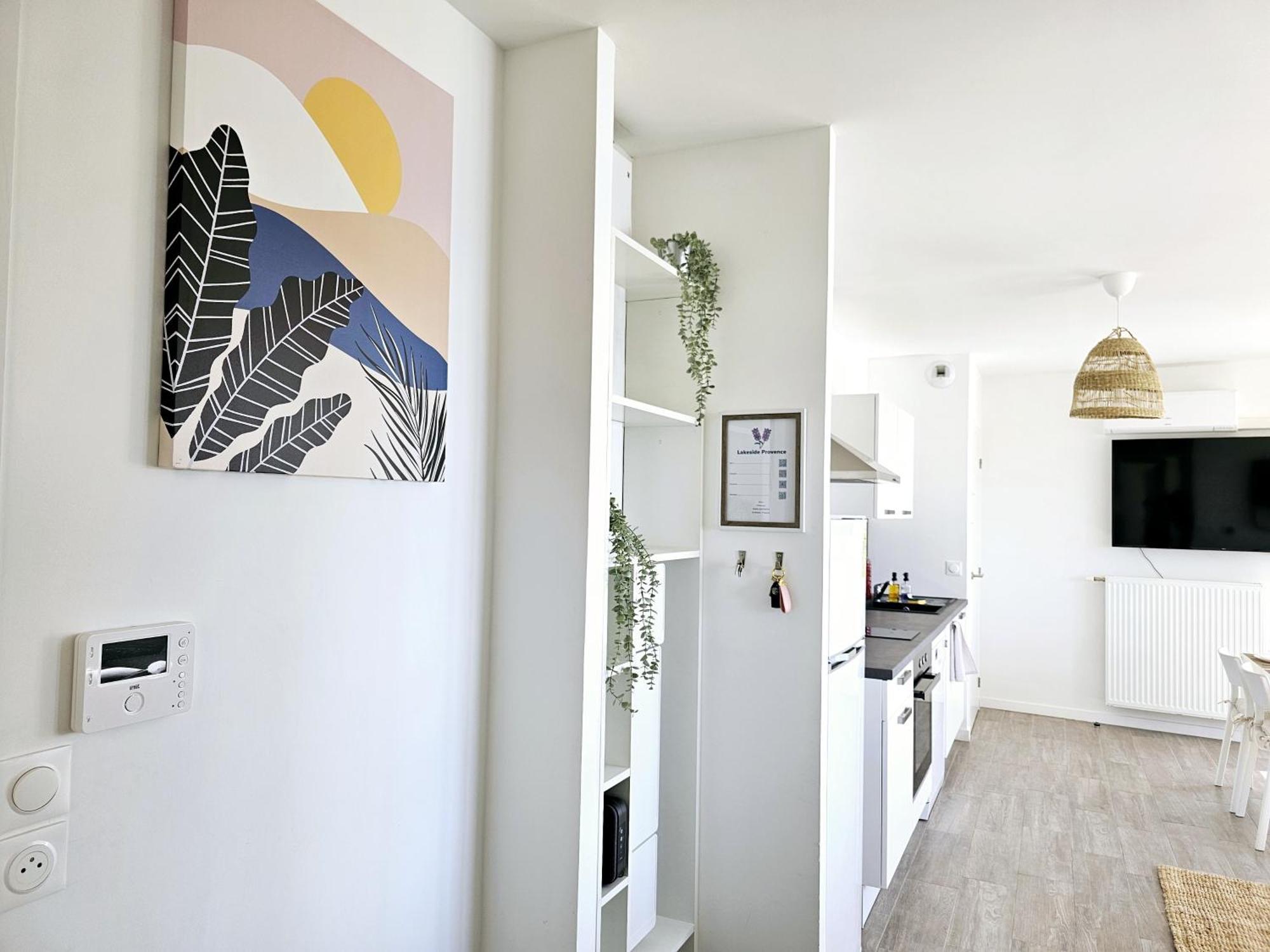 Apartment Lakeside Provence - Classe 4 Etoiles, Vue Sur Le Lac, Parking Sous-sol, Double Clim Monteux